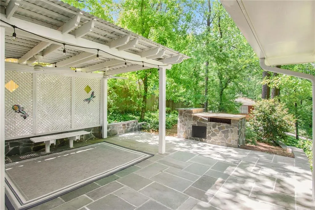 5940 Garber Drive Ne, Sandy Springs, Georgia 30328, 4 Bedrooms Bedrooms, ,3 BathroomsBathrooms,Residential,Sold,5940 Garber Drive Ne,6874590