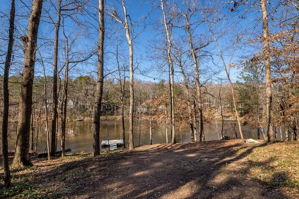 1260 Tynecastle Way, Sandy Springs, Georgia 30350, 5 Bedrooms Bedrooms, ,3 BathroomsBathrooms,Residential,Sold,1260 Tynecastle Way,5945165