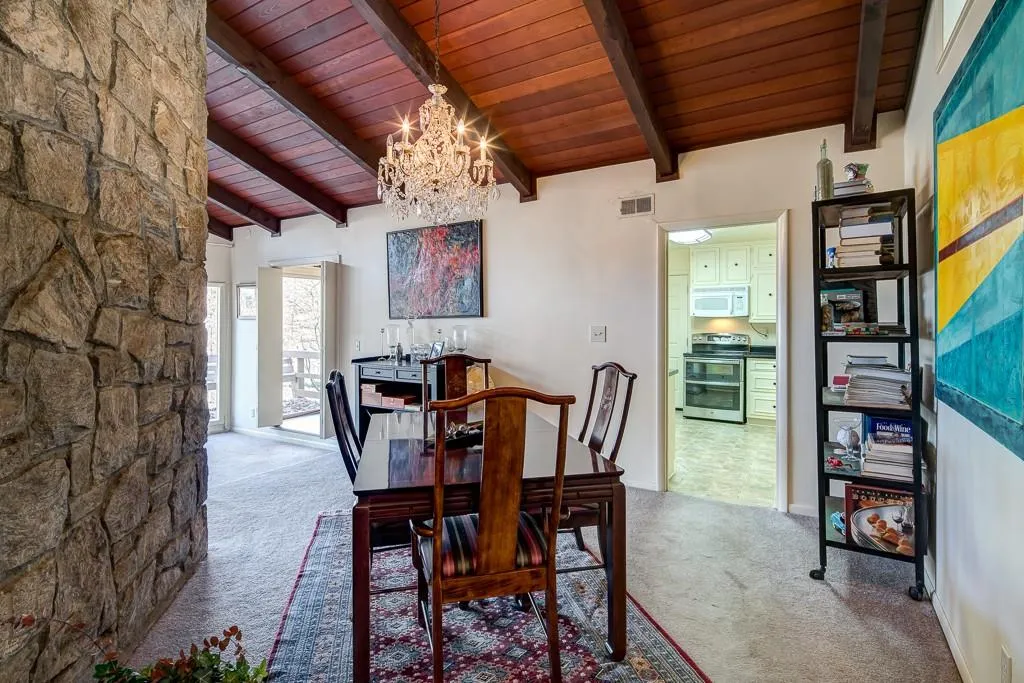 1260 Tynecastle Way, Sandy Springs, Georgia 30350, 5 Bedrooms Bedrooms, ,3 BathroomsBathrooms,Residential,Sold,1260 Tynecastle Way,5945165