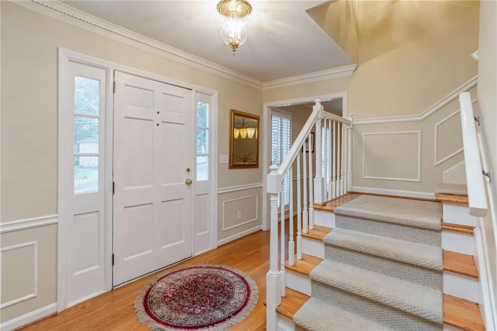 5540 Windy Ridge Drive Ne, Sandy Springs, Georgia 30342, 4 Bedrooms Bedrooms, ,2 BathroomsBathrooms,Residential,Sold,5540 Windy Ridge Drive Ne,6760857