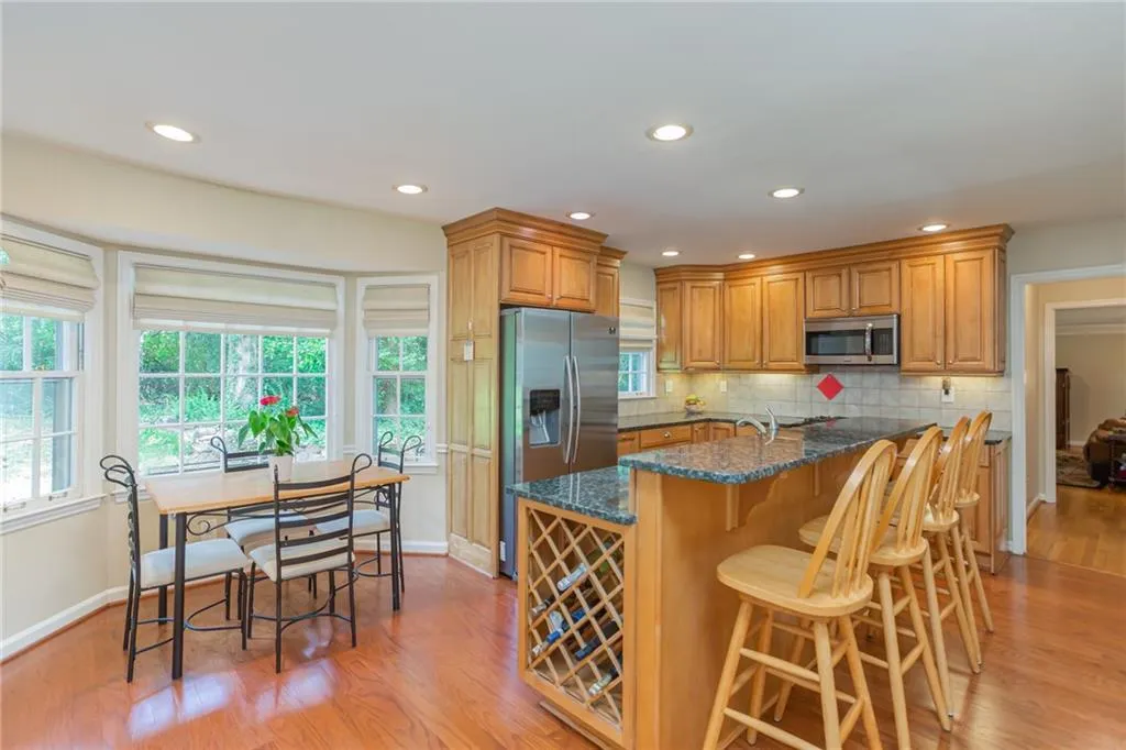 5540 Windy Ridge Drive Ne, Sandy Springs, Georgia 30342, 4 Bedrooms Bedrooms, ,2 BathroomsBathrooms,Residential,Sold,5540 Windy Ridge Drive Ne,6760857