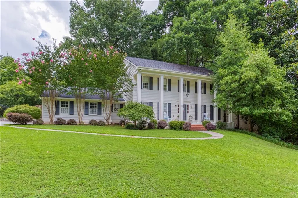 5540 Windy Ridge Drive Ne, Sandy Springs, Georgia 30342, 4 Bedrooms Bedrooms, ,2 BathroomsBathrooms,Residential,Sold,5540 Windy Ridge Drive Ne,6760857