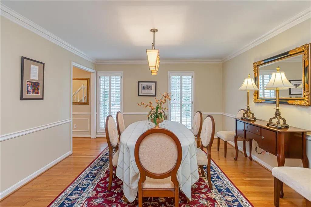 5540 Windy Ridge Drive Ne, Sandy Springs, Georgia 30342, 4 Bedrooms Bedrooms, ,2 BathroomsBathrooms,Residential,Sold,5540 Windy Ridge Drive Ne,6760857