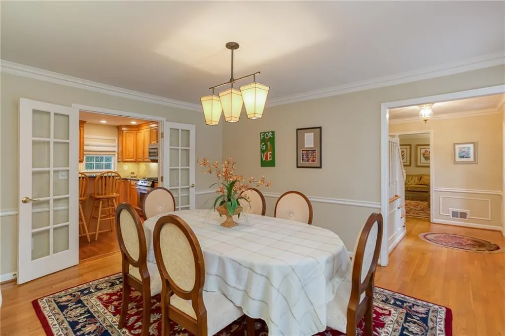 5540 Windy Ridge Drive Ne, Sandy Springs, Georgia 30342, 4 Bedrooms Bedrooms, ,2 BathroomsBathrooms,Residential,Sold,5540 Windy Ridge Drive Ne,6760857