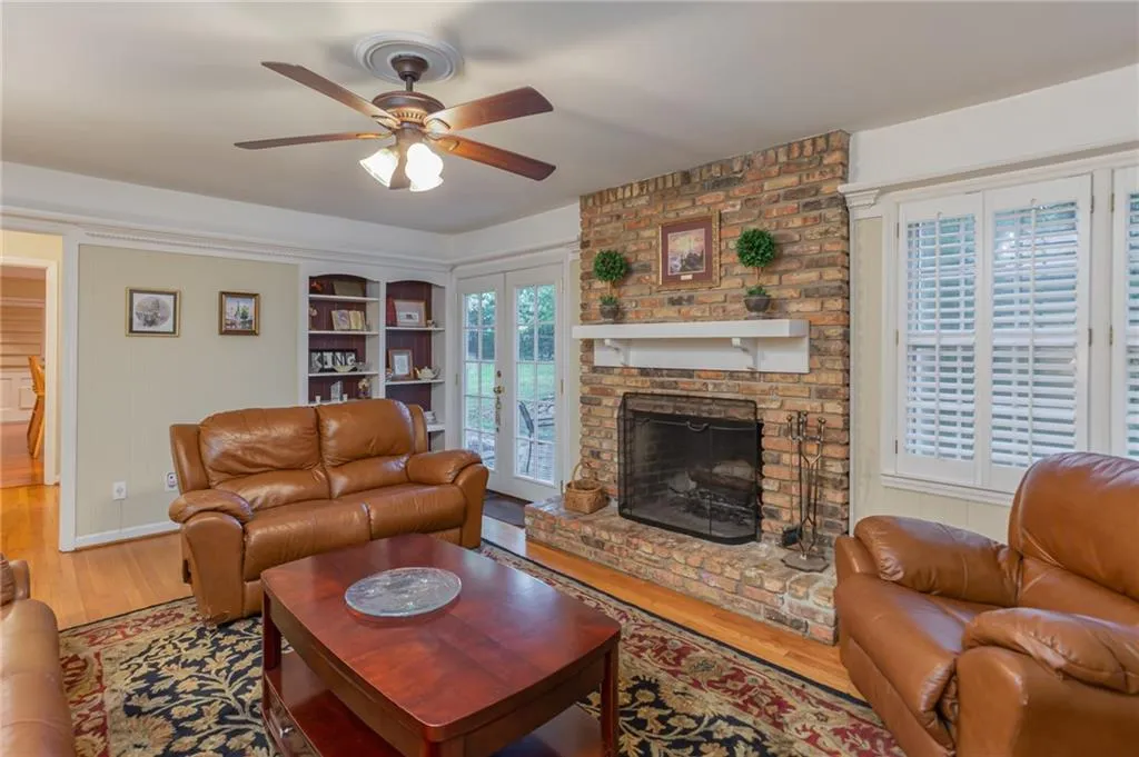 5540 Windy Ridge Drive Ne, Sandy Springs, Georgia 30342, 4 Bedrooms Bedrooms, ,2 BathroomsBathrooms,Residential,Sold,5540 Windy Ridge Drive Ne,6760857