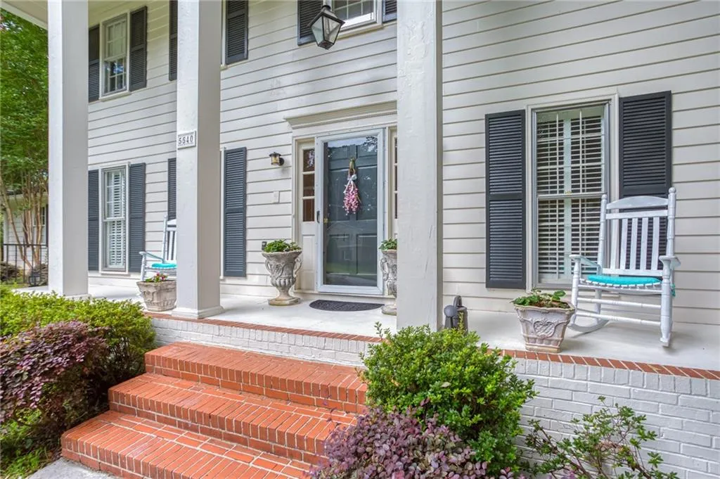 5540 Windy Ridge Drive Ne, Sandy Springs, Georgia 30342, 4 Bedrooms Bedrooms, ,2 BathroomsBathrooms,Residential,Sold,5540 Windy Ridge Drive Ne,6760857