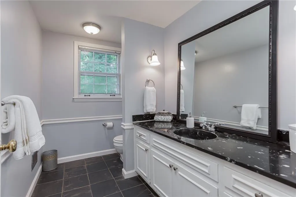 5540 Windy Ridge Drive Ne, Sandy Springs, Georgia 30342, 4 Bedrooms Bedrooms, ,2 BathroomsBathrooms,Residential,Sold,5540 Windy Ridge Drive Ne,6760857