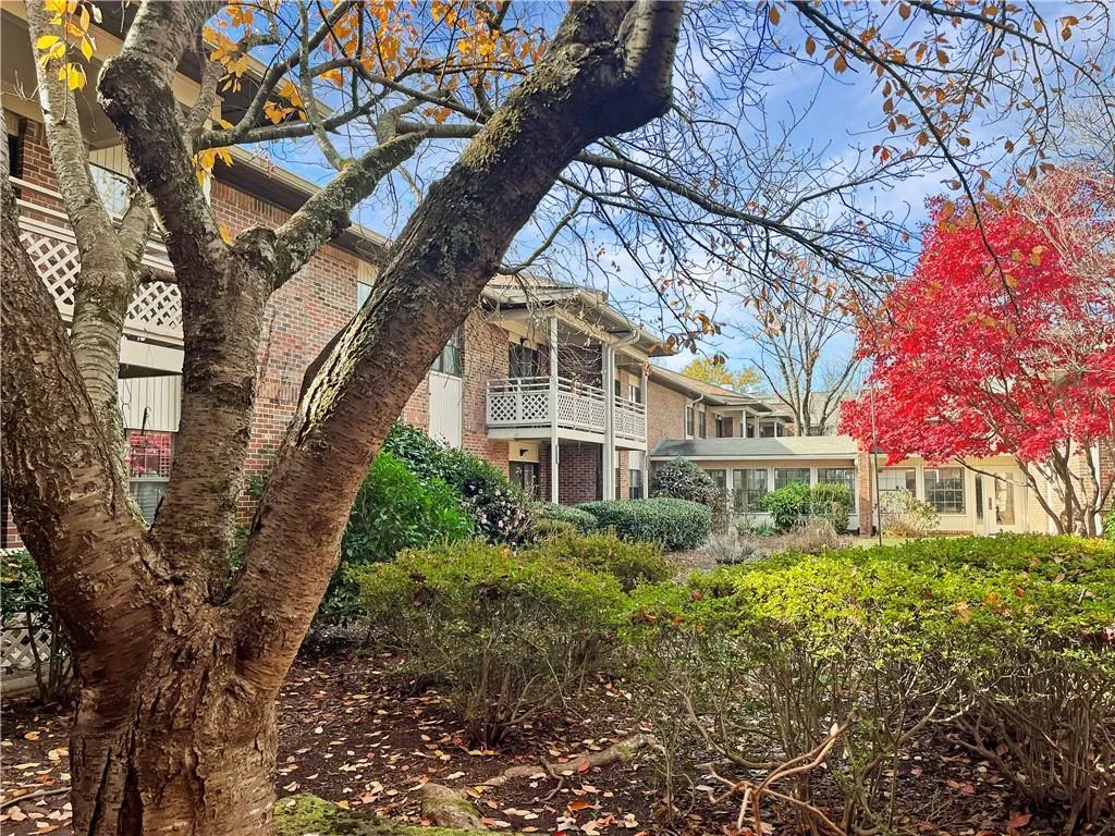 475 Mount Vernon Highway Ne Unit C120, Atlanta, Georgia 30328, 1 Bedroom Bedrooms, ,1 BathroomBathrooms,Residential,Sold,475 Mount Vernon Highway Ne Unit C120,7437122