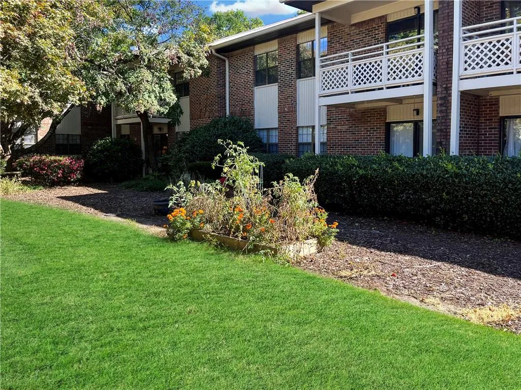 475 Mount Vernon Highway Ne Unit C120, Atlanta, Georgia 30328, 1 Bedroom Bedrooms, ,1 BathroomBathrooms,Residential,Sold,475 Mount Vernon Highway Ne Unit C120,7437122