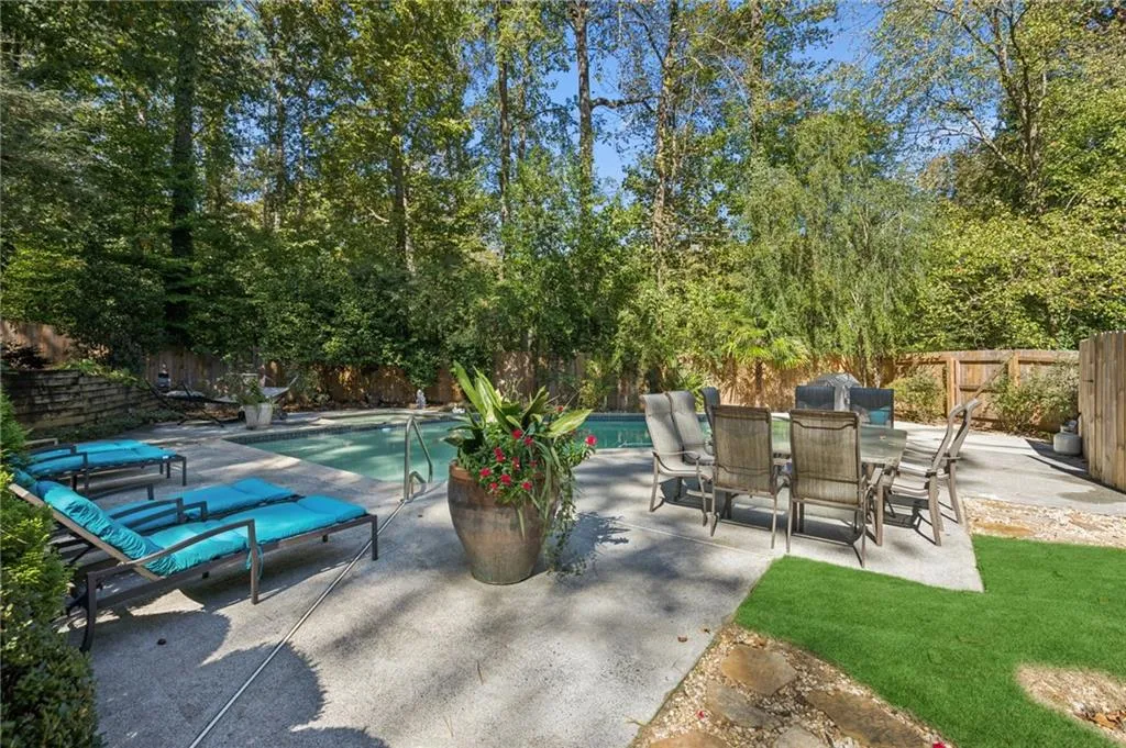 5460 E Idlewood Lane, Atlanta, Georgia 30327, 6 Bedrooms Bedrooms, ,4 BathroomsBathrooms,Residential,For Sale,5460 E Idlewood Lane,7678353