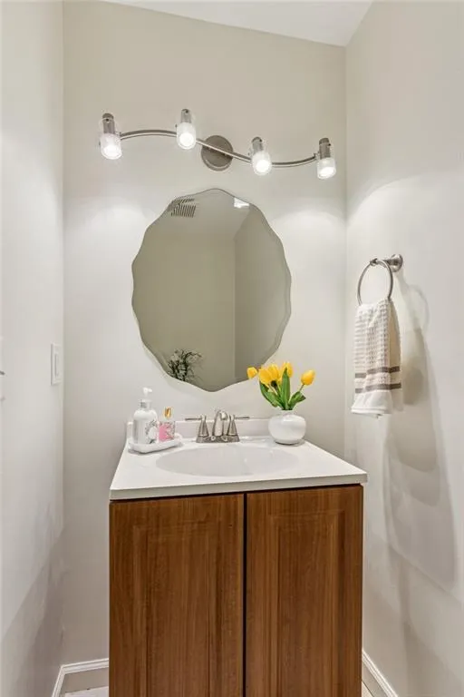 5460 E Idlewood Lane, Atlanta, Georgia 30327, 6 Bedrooms Bedrooms, ,4 BathroomsBathrooms,Residential,For Sale,5460 E Idlewood Lane,7678353