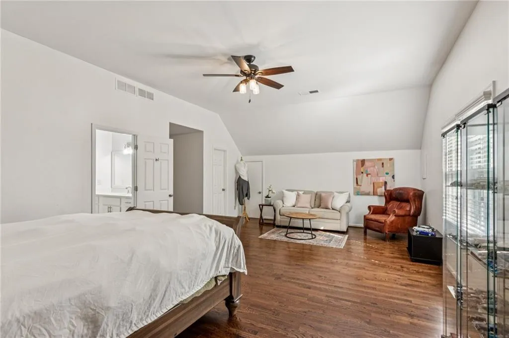 5460 E Idlewood Lane, Atlanta, Georgia 30327, 6 Bedrooms Bedrooms, ,4 BathroomsBathrooms,Residential,For Sale,5460 E Idlewood Lane,7678353