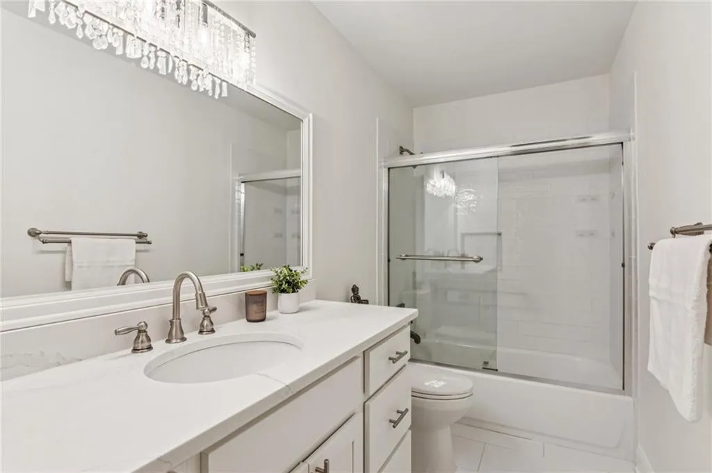 5460 E Idlewood Lane, Atlanta, Georgia 30327, 6 Bedrooms Bedrooms, ,4 BathroomsBathrooms,Residential,For Sale,5460 E Idlewood Lane,7678353