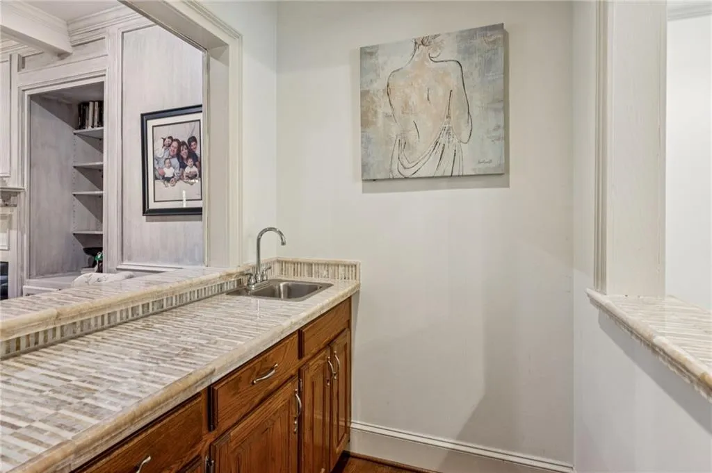 5460 E Idlewood Lane, Atlanta, Georgia 30327, 6 Bedrooms Bedrooms, ,4 BathroomsBathrooms,Residential,For Sale,5460 E Idlewood Lane,7678353