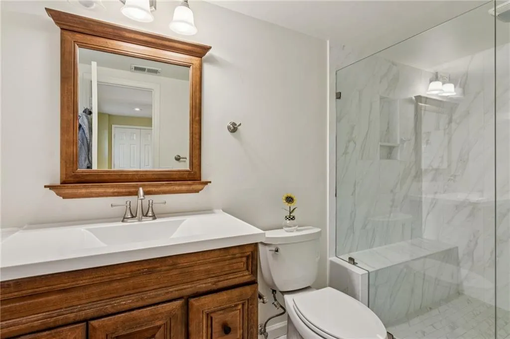 5460 E Idlewood Lane, Atlanta, Georgia 30327, 6 Bedrooms Bedrooms, ,4 BathroomsBathrooms,Residential,For Sale,5460 E Idlewood Lane,7678353