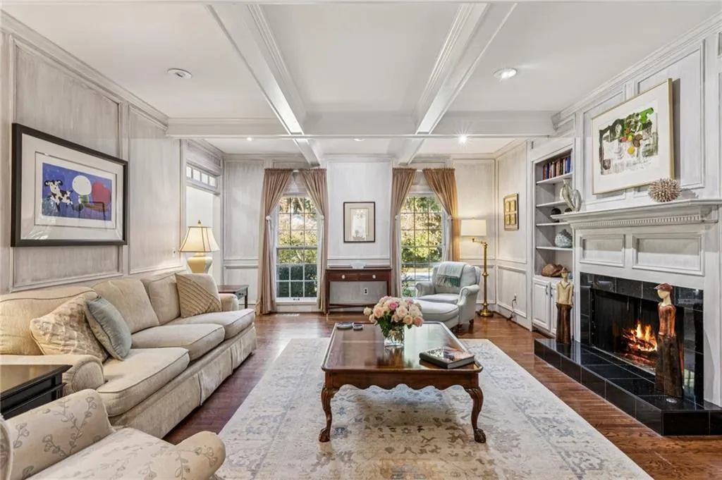 5460 E Idlewood Lane, Atlanta, Georgia 30327, 6 Bedrooms Bedrooms, ,4 BathroomsBathrooms,Residential,For Sale,5460 E Idlewood Lane,7678353