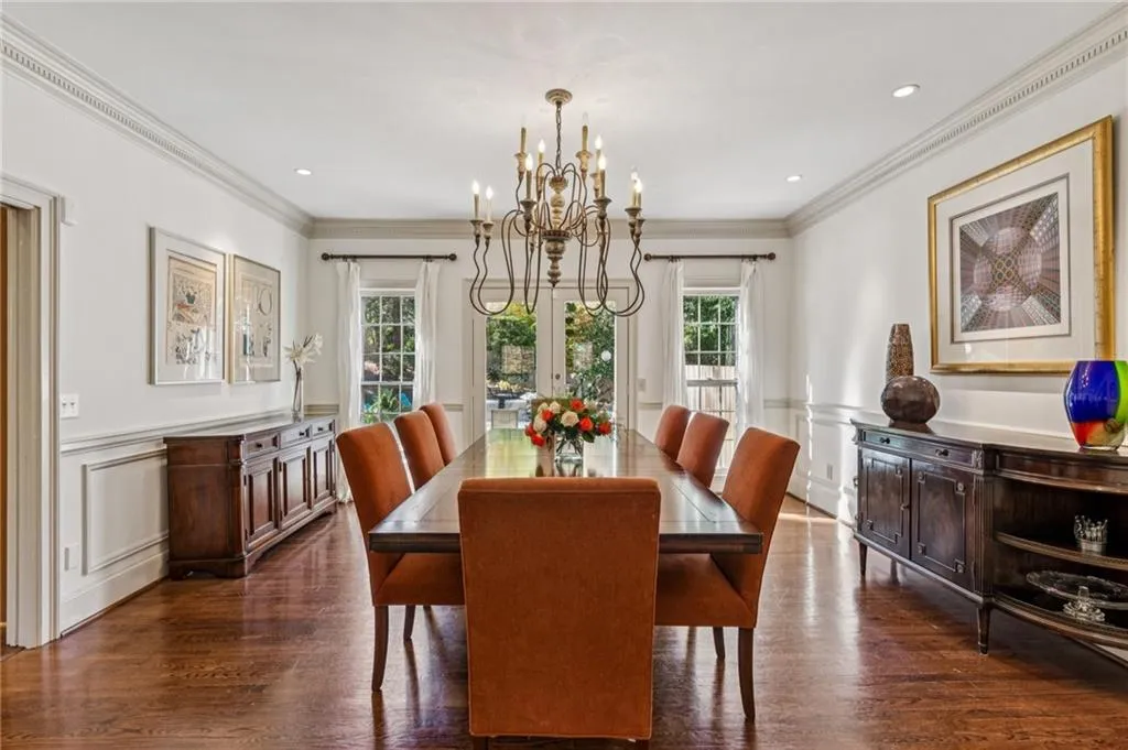 5460 E Idlewood Lane, Atlanta, Georgia 30327, 6 Bedrooms Bedrooms, ,4 BathroomsBathrooms,Residential,For Sale,5460 E Idlewood Lane,7678353