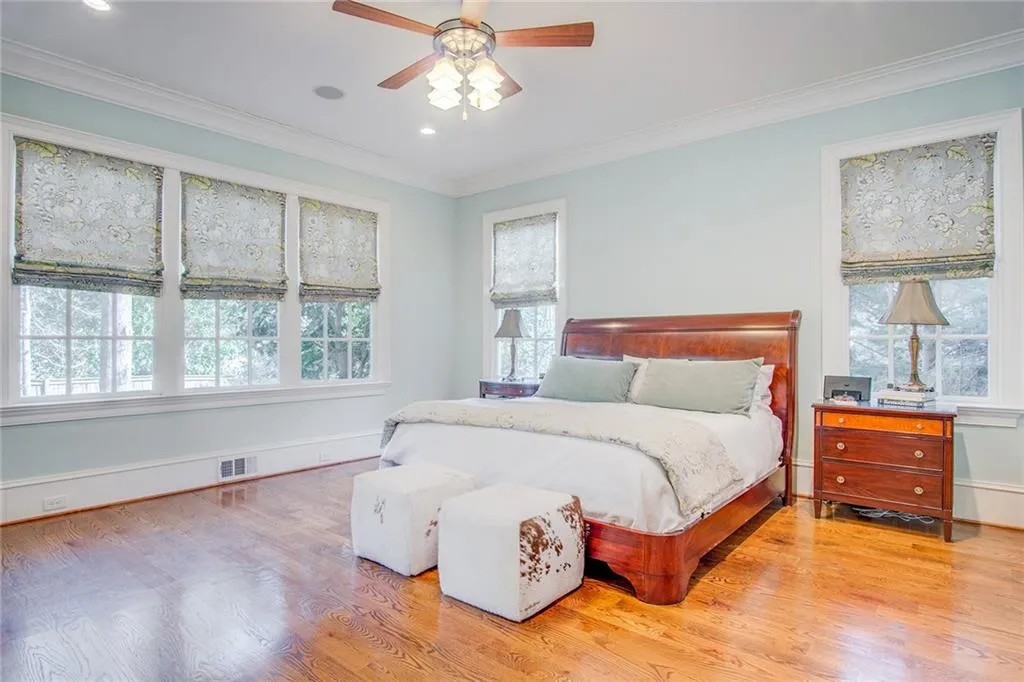 440 Brookfield Drive, Atlanta, Georgia 30342, 5 Bedrooms Bedrooms, ,4 BathroomsBathrooms,Residential,Sold,440 Brookfield Drive,5957813