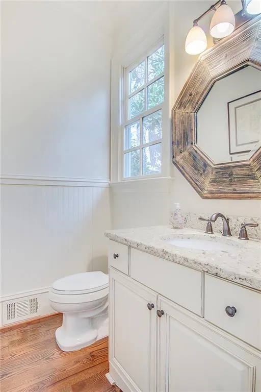 440 Brookfield Drive, Atlanta, Georgia 30342, 5 Bedrooms Bedrooms, ,4 BathroomsBathrooms,Residential,Sold,440 Brookfield Drive,5957813