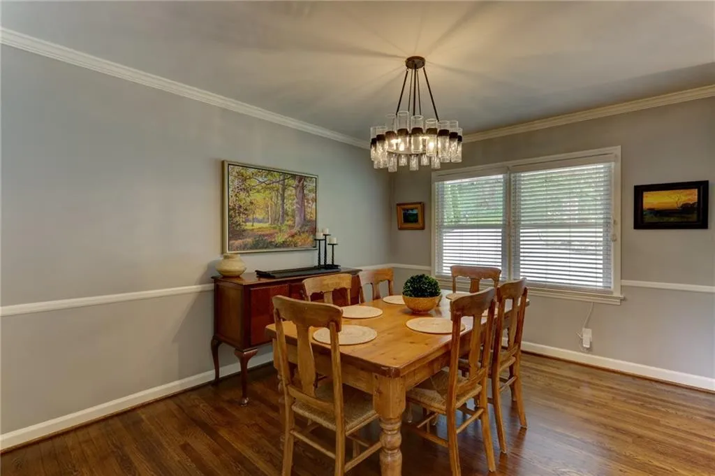870 Starlight Drive, Sandy Springs, Georgia 30342, 4 Bedrooms Bedrooms, ,3 BathroomsBathrooms,Residential,For Sale,870 Starlight Drive,7747579
