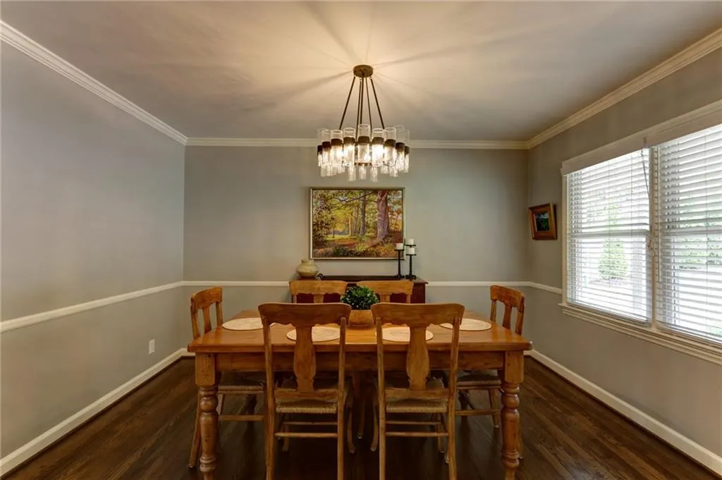 870 Starlight Drive, Sandy Springs, Georgia 30342, 4 Bedrooms Bedrooms, ,3 BathroomsBathrooms,Residential,For Sale,870 Starlight Drive,7747579