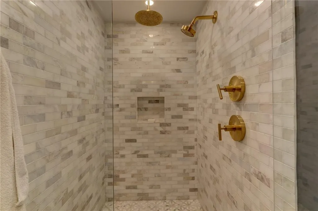 870 Starlight Drive, Sandy Springs, Georgia 30342, 4 Bedrooms Bedrooms, ,3 BathroomsBathrooms,Residential,For Sale,870 Starlight Drive,7747579