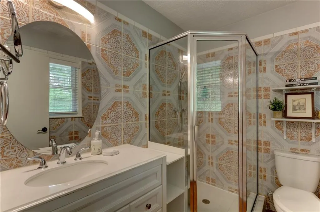 870 Starlight Drive, Sandy Springs, Georgia 30342, 4 Bedrooms Bedrooms, ,3 BathroomsBathrooms,Residential,For Sale,870 Starlight Drive,7747579