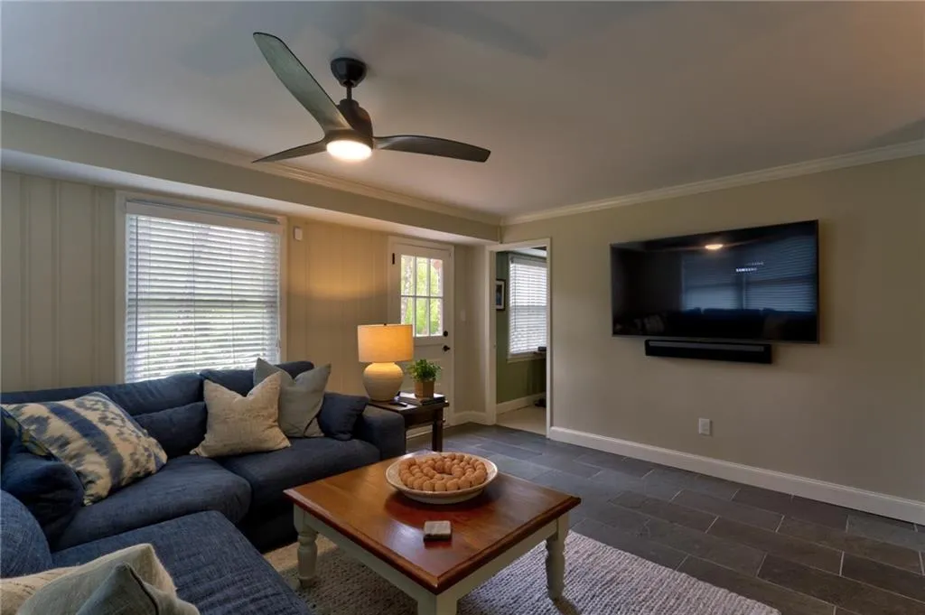 870 Starlight Drive, Sandy Springs, Georgia 30342, 4 Bedrooms Bedrooms, ,3 BathroomsBathrooms,Residential,For Sale,870 Starlight Drive,7747579