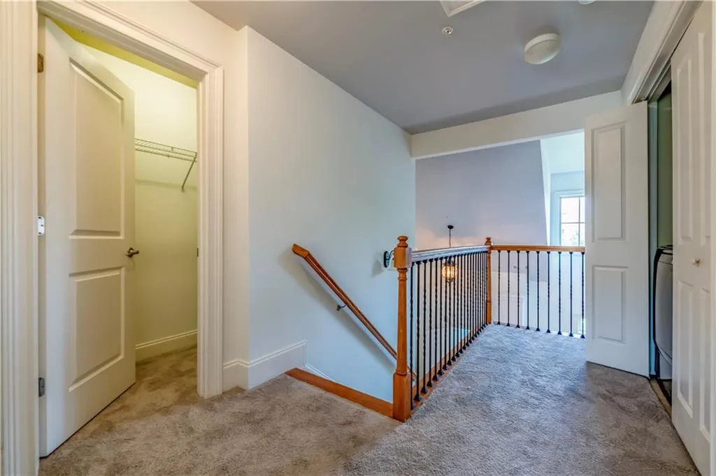 879 Perennial Drive Unit 112, Atlanta, Georgia 30328, 2 Bedrooms Bedrooms, ,2 BathroomsBathrooms,Residential,Sold,879 Perennial Drive Unit 112,7406644