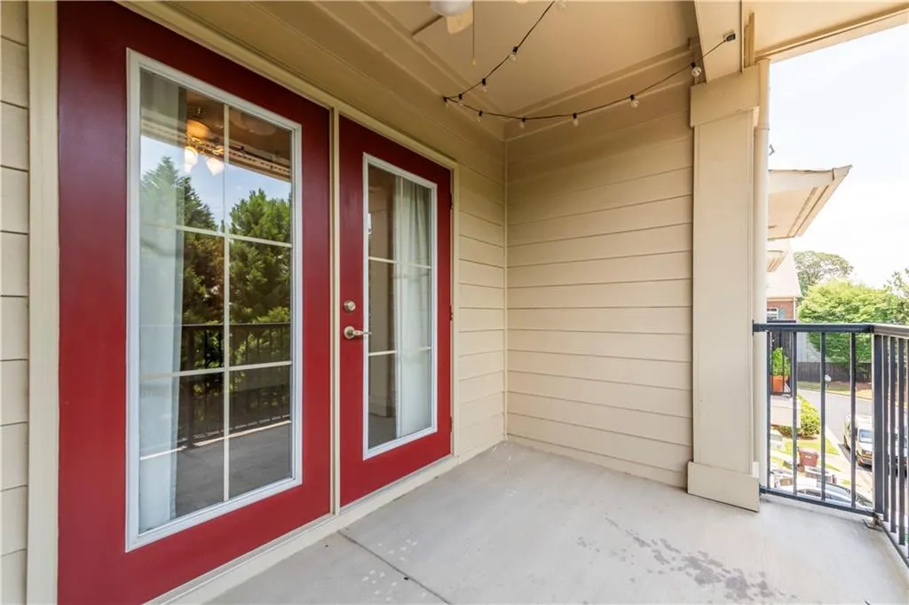 879 Perennial Drive Unit 112, Atlanta, Georgia 30328, 2 Bedrooms Bedrooms, ,2 BathroomsBathrooms,Residential,Sold,879 Perennial Drive Unit 112,7406644