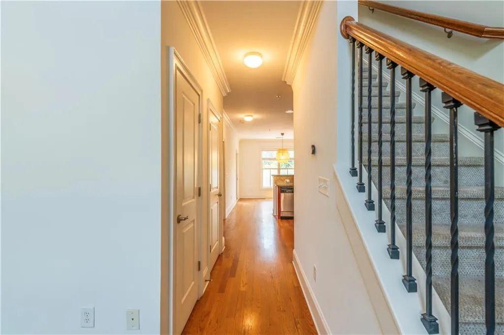 879 Perennial Drive Unit 112, Atlanta, Georgia 30328, 2 Bedrooms Bedrooms, ,2 BathroomsBathrooms,Residential,Sold,879 Perennial Drive Unit 112,7406644