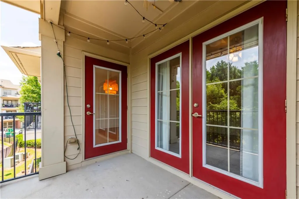 879 Perennial Drive Unit 112, Atlanta, Georgia 30328, 2 Bedrooms Bedrooms, ,2 BathroomsBathrooms,Residential,Sold,879 Perennial Drive Unit 112,7406644