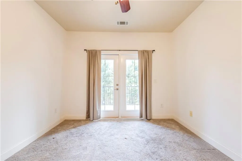 879 Perennial Drive Unit 112, Atlanta, Georgia 30328, 2 Bedrooms Bedrooms, ,2 BathroomsBathrooms,Residential,Sold,879 Perennial Drive Unit 112,7406644