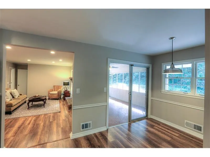 480 Mossyvale Way, Sandy Springs, Georgia 30328, 4 Bedrooms Bedrooms, ,2 BathroomsBathrooms,Residential,Sold,480 Mossyvale Way,5844030