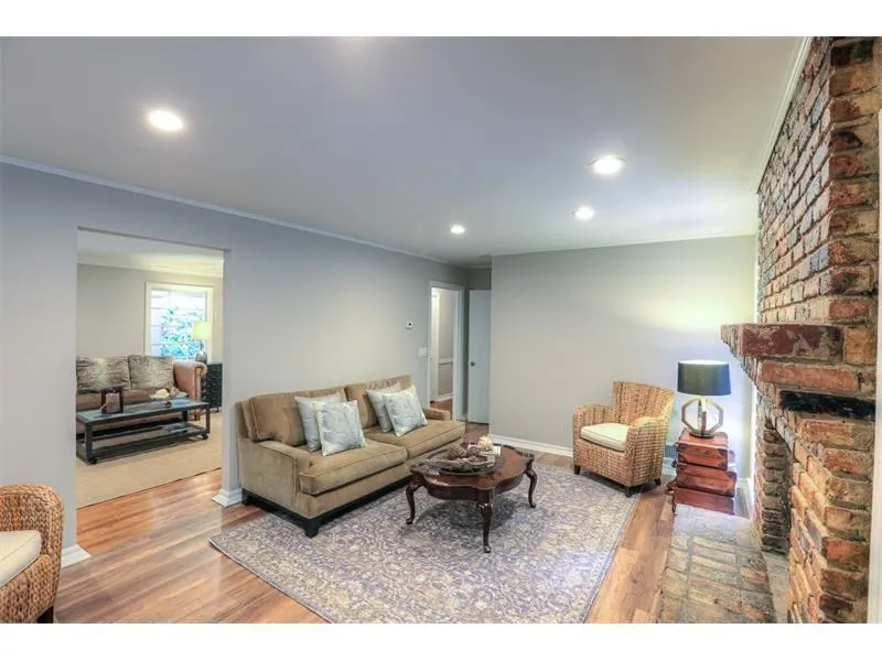 480 Mossyvale Way, Sandy Springs, Georgia 30328, 4 Bedrooms Bedrooms, ,2 BathroomsBathrooms,Residential,Sold,480 Mossyvale Way,5844030