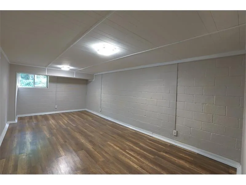 480 Mossyvale Way, Sandy Springs, Georgia 30328, 4 Bedrooms Bedrooms, ,2 BathroomsBathrooms,Residential,Sold,480 Mossyvale Way,5844030