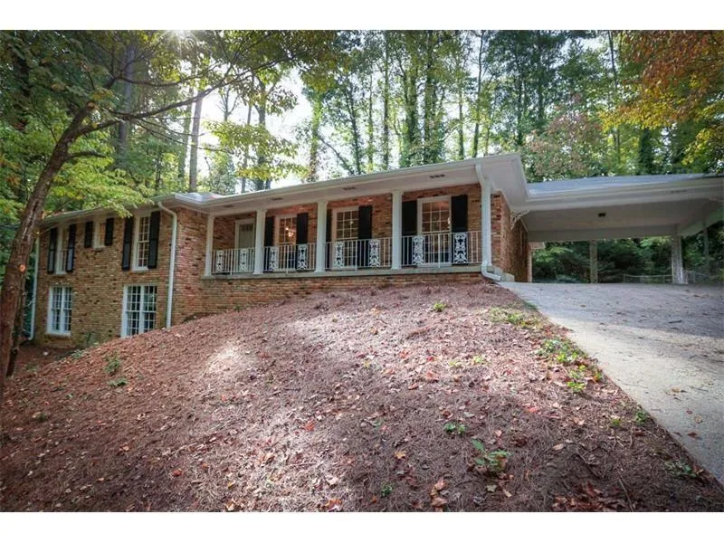 480 Mossyvale Way, Sandy Springs, Georgia 30328, 4 Bedrooms Bedrooms, ,2 BathroomsBathrooms,Residential,Sold,480 Mossyvale Way,5844030