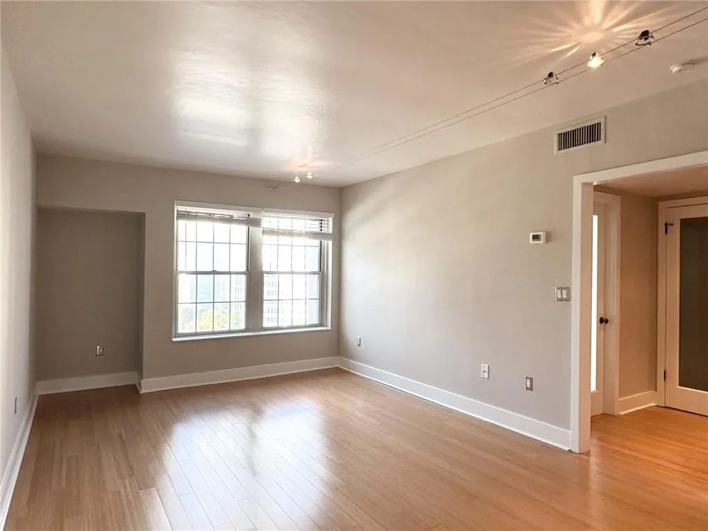 199 14th Street Ne Unit 1609, Atlanta, Georgia 30309, 1 Bedroom Bedrooms, ,Residential,For Sale,199 14th Street Ne Unit 1609,7639286
