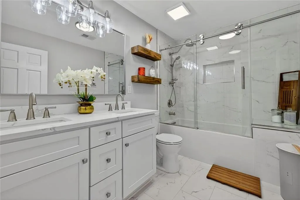 36 Willow Glen Ne, Atlanta, Georgia 30342, 3 Bedrooms Bedrooms, 0 ,3 BathroomsBathrooms,Residential,For Sale,36 Willow Glen Ne,7688679