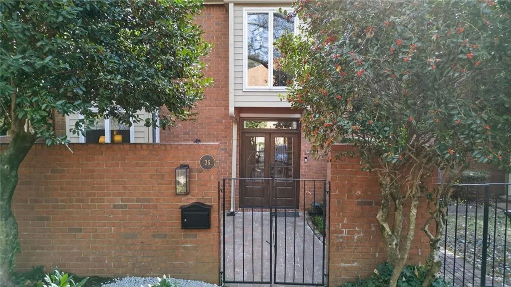 36 Willow Glen Ne, Atlanta, Georgia 30342, 3 Bedrooms Bedrooms, 0 ,3 BathroomsBathrooms,Residential,For Sale,36 Willow Glen Ne,7688679