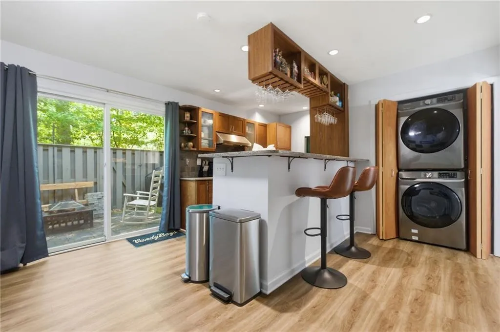 3 Arpege Way Nw, Atlanta, Georgia 30327, 2 Bedrooms Bedrooms, 0 ,2 BathroomsBathrooms,Residential,For Sale,3 Arpege Way Nw,7753698