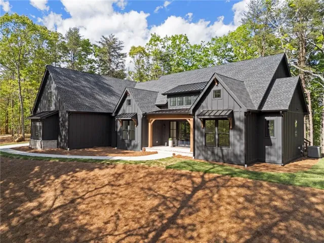 24 Fern Creek Court, Jasper, Georgia 30143