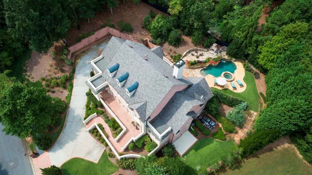 5620 Claire Rose Lane, Sandy Springs, Georgia 30327, 6 Bedrooms Bedrooms, ,5 BathroomsBathrooms,Residential,Sold,5620 Claire Rose Lane,5593133