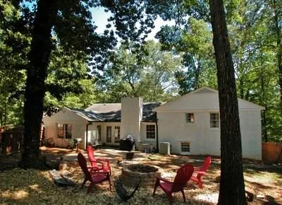 800 Spalding Drive Ne, Atlanta, Georgia 30328, 4 Bedrooms Bedrooms, ,3 BathroomsBathrooms,Residential,Sold,800 Spalding Drive Ne,5900964