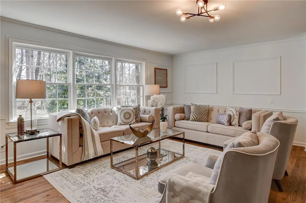 7595 Chaparral Drive, Sandy Springs, Georgia 30350, 5 Bedrooms Bedrooms, ,3 BathroomsBathrooms,Residential,Sold,7595 Chaparral Drive,7009907