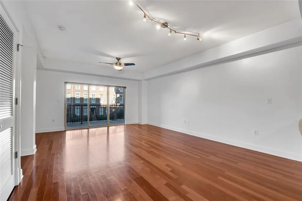 200 River Vista Drive Unit 309, Atlanta, Georgia 30339, 1 Bedroom Bedrooms, ,1 BathroomBathrooms,Residential,Sold,200 River Vista Drive Unit 309,7504942