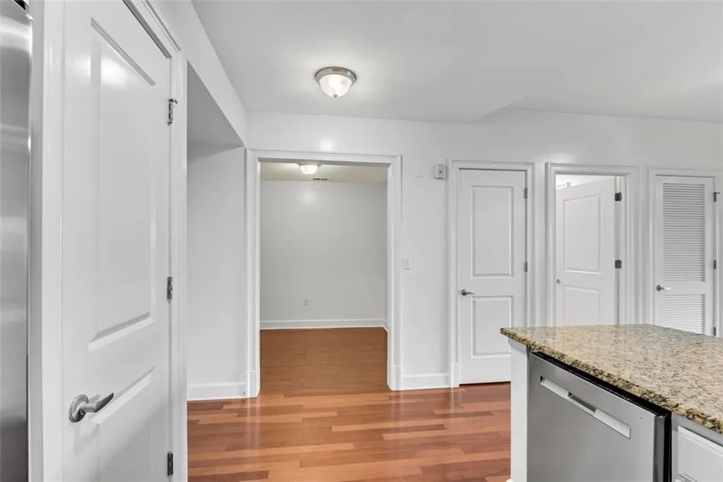 200 River Vista Drive Unit 309, Atlanta, Georgia 30339, 1 Bedroom Bedrooms, ,1 BathroomBathrooms,Residential,Sold,200 River Vista Drive Unit 309,7504942