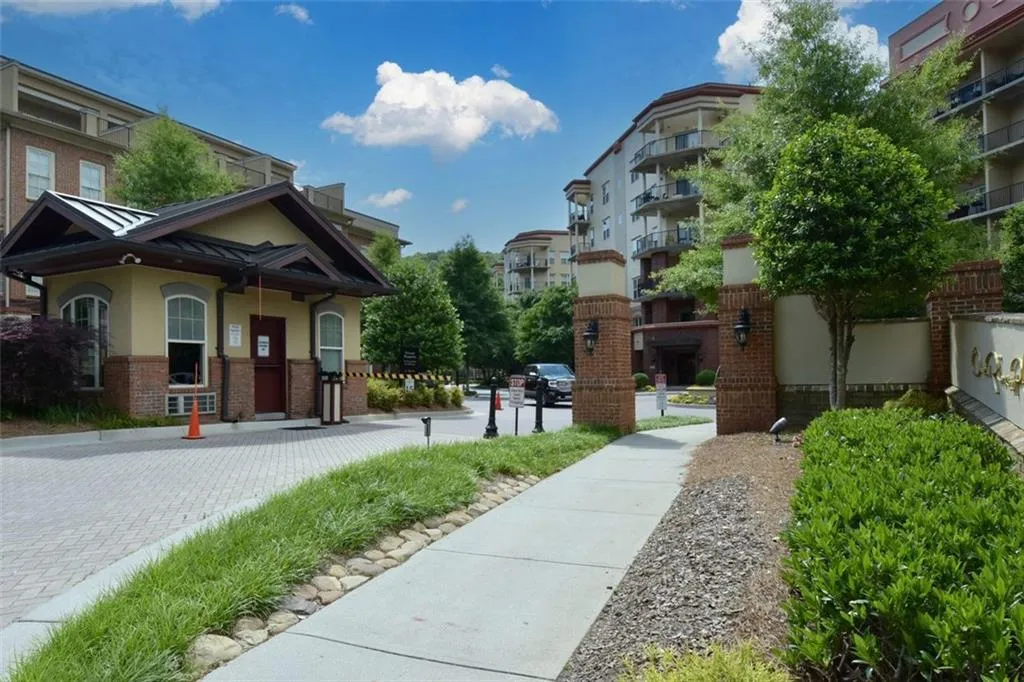 200 River Vista Drive Unit 309, Atlanta, Georgia 30339, 1 Bedroom Bedrooms, ,1 BathroomBathrooms,Residential,Sold,200 River Vista Drive Unit 309,7504942