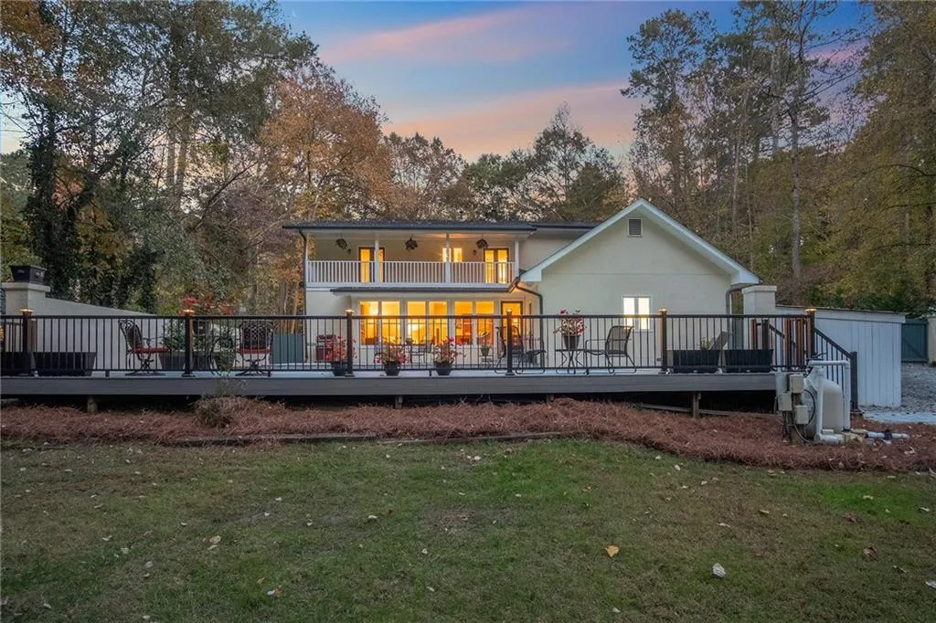 2180 Spalding Drive, Sandy Springs, Georgia 30350, 4 Bedrooms Bedrooms, ,3 BathroomsBathrooms,Residential,Sold,2180 Spalding Drive,6969689