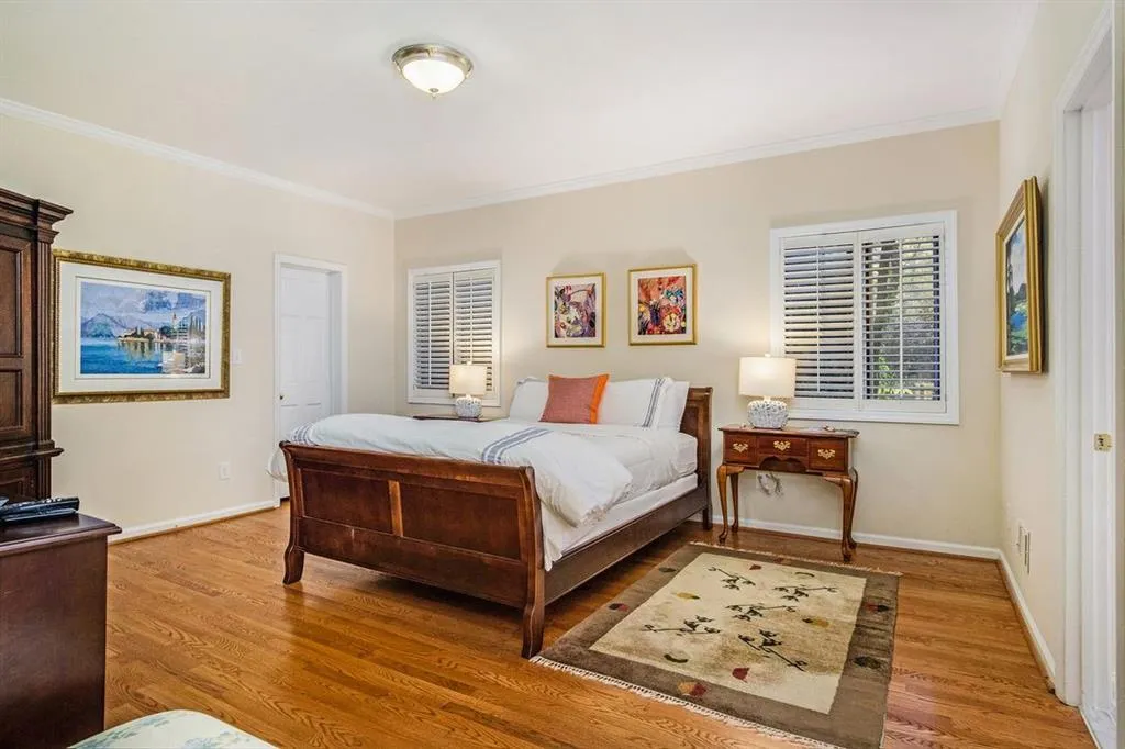 2180 Spalding Drive, Sandy Springs, Georgia 30350, 4 Bedrooms Bedrooms, ,3 BathroomsBathrooms,Residential,Sold,2180 Spalding Drive,6969689